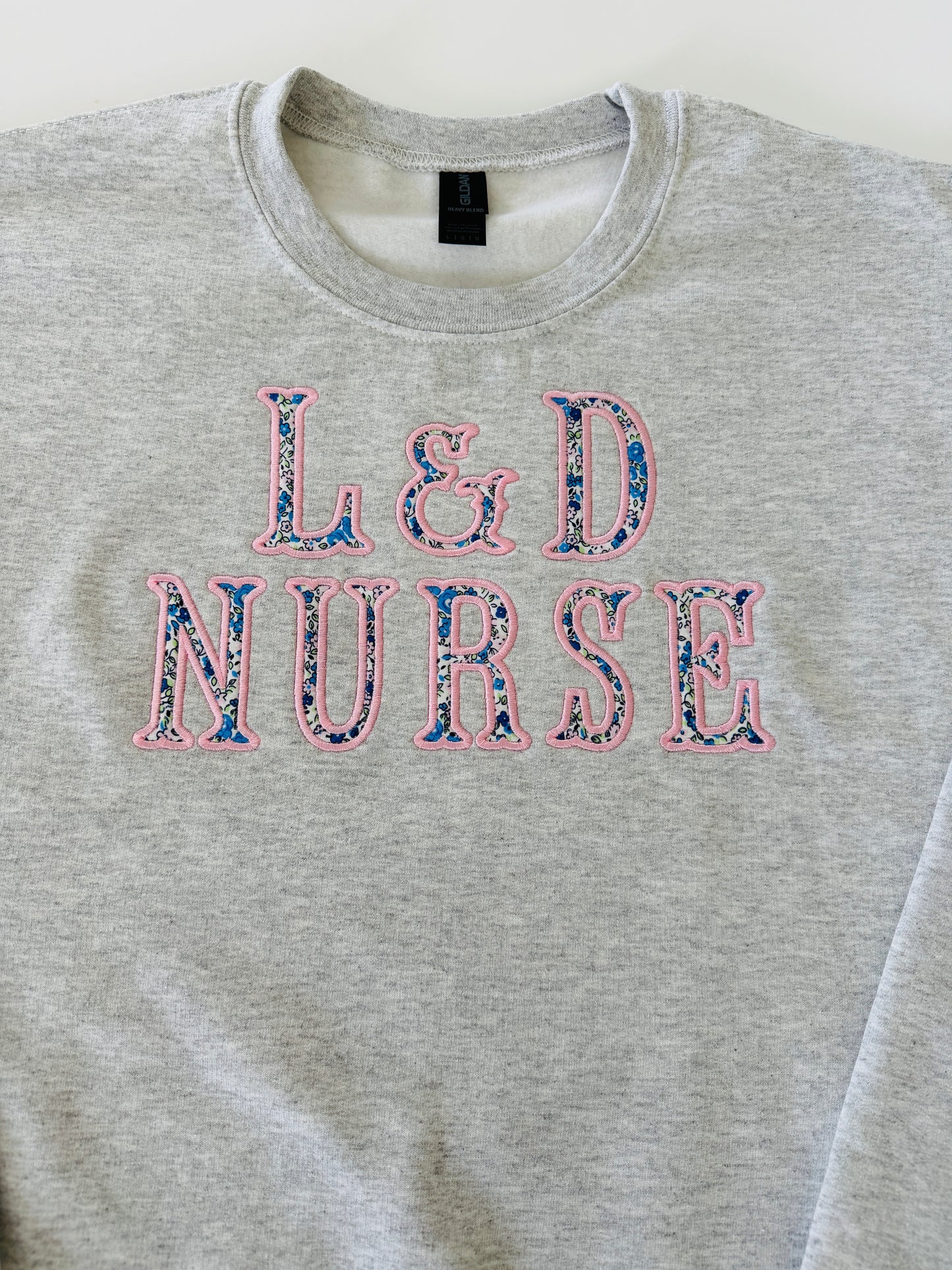 Appliqué Embroidered Crewneck